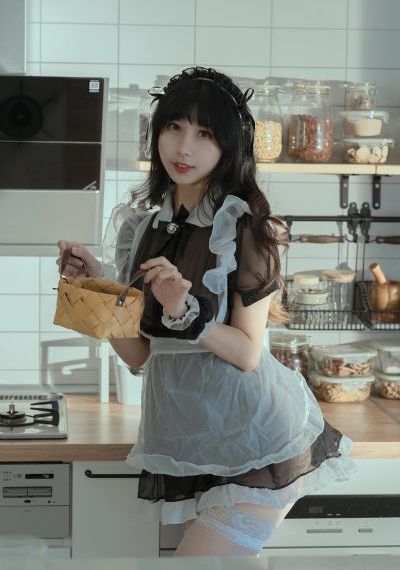 翁莹情乱办公室激情