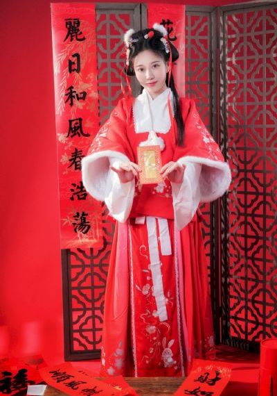 被探索的堕落少女