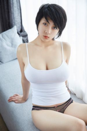 迷人的大胸有夫之妇