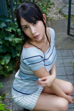 美女任你操