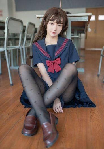 年轻的妻子在线观看