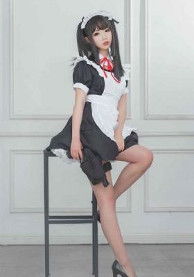 美女翘臀少妇啪啪呻吟流水图片