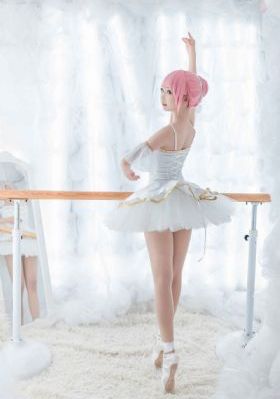 伊蒂丝女皇全集免费